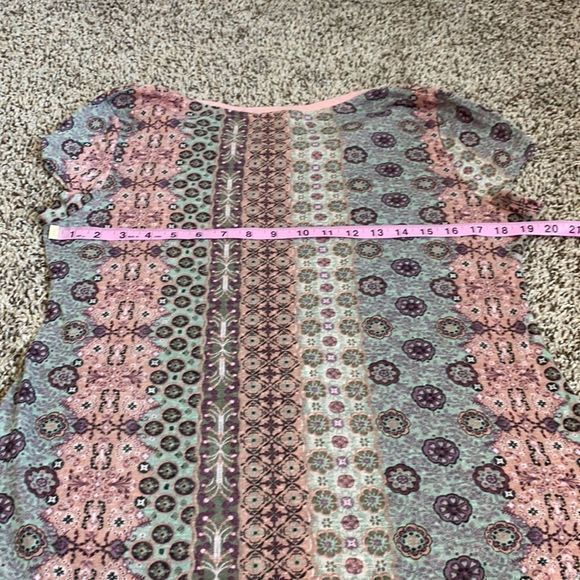 Wallflower large boho short sleeved tee - Picture 5 of 6